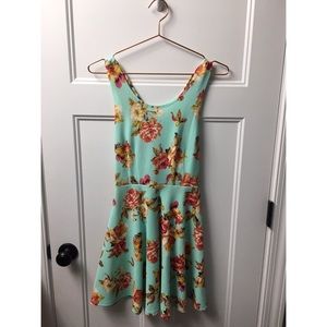 Cross-cross back floral skater dress